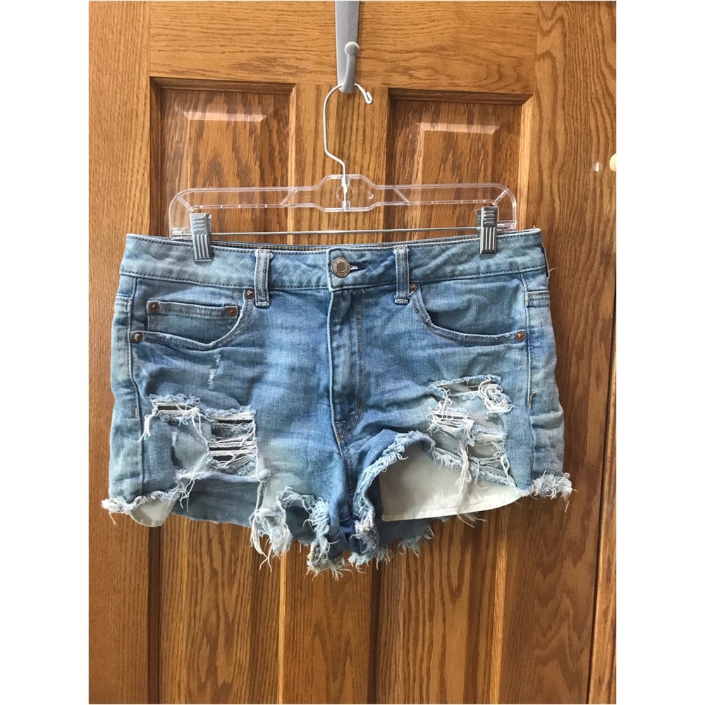 • American Eagle • Hi-Rise Festival Stretch shorts